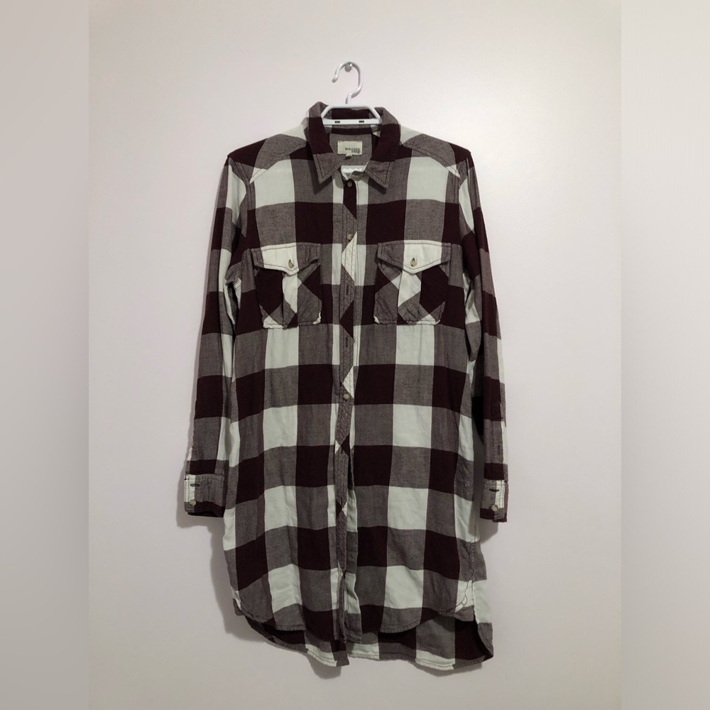 Wilfred free plaid long button up long sleeve shirt size M red and white